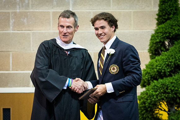 graduation19_wkl1_9810