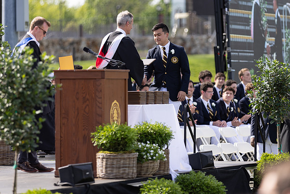 graduation22_diplomas_gh_0656