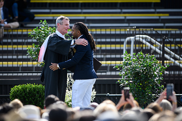 graduation22_diplomas_wkl_0720