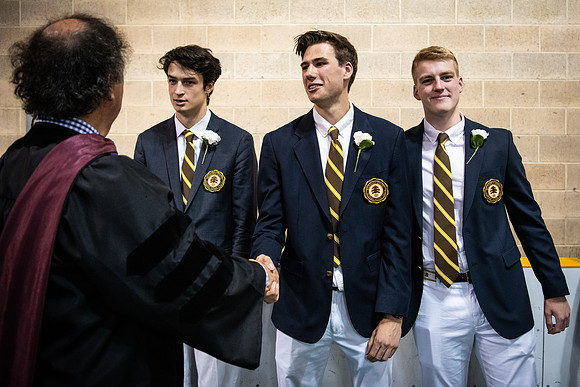 graduation19_wkl1_8683