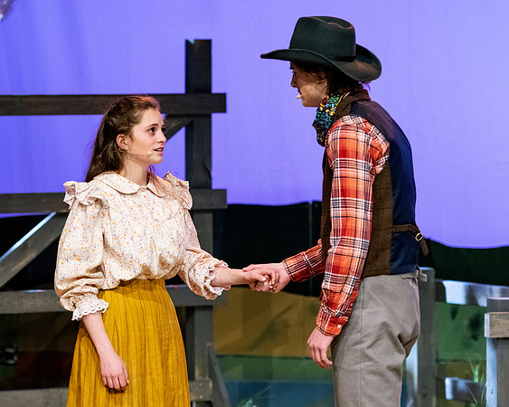 oklahoma_wintermusical_us_dburns_0193