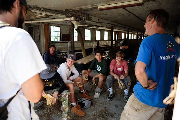 randolphvt1819_trip01_goatfarm_bdf_7537