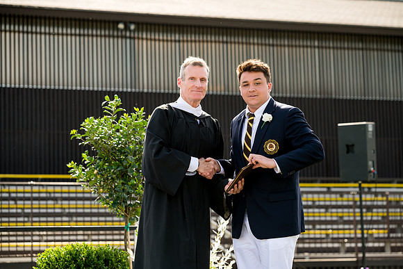graduation22_diplomas_ah_0219