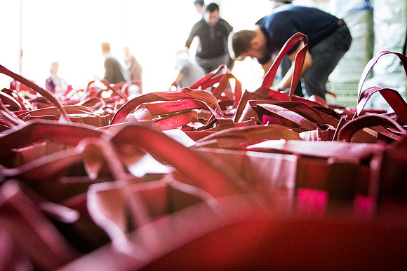 thanksgiving_fooddrive_us_jfess_4516