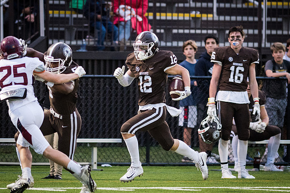 hc17_football_wkl_3953