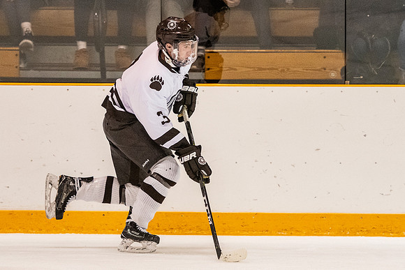 hockey_2018-12-08_dburns_2167