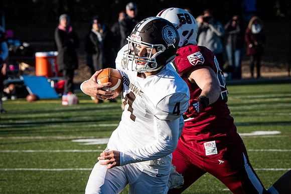 football_nepsac19_wkl5_3168
