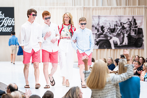 fashionshow19_runway_wkl_1440