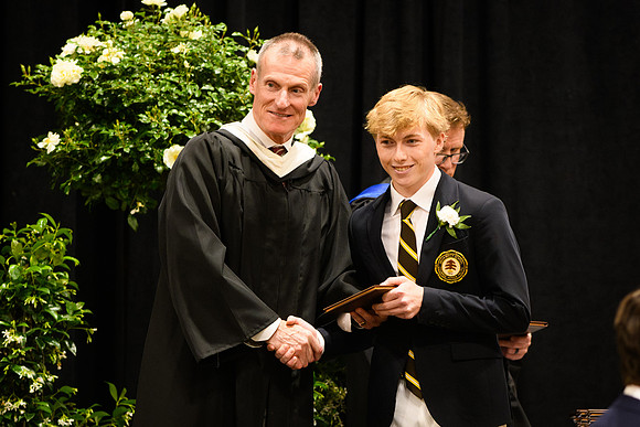 graduation25_diploma_wkl1_4643