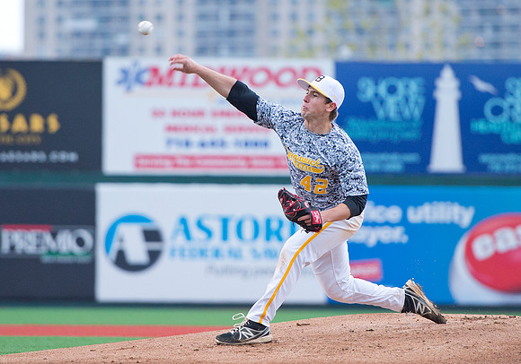 baseball_mcu_dburns_1836
