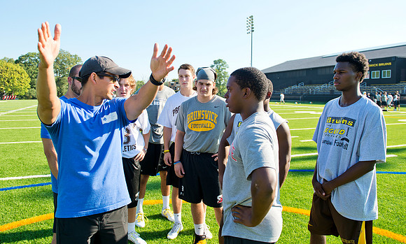 football_2015-09-18_navyseals_dburns)_6537