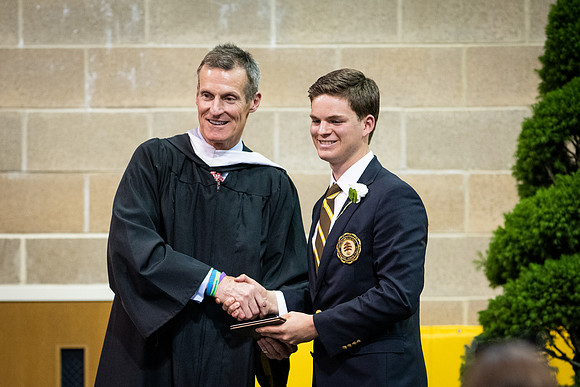 graduation19_wkl1_9961