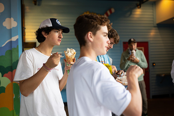 randolphvt2122_trip01_benjerrys_bdf_7563