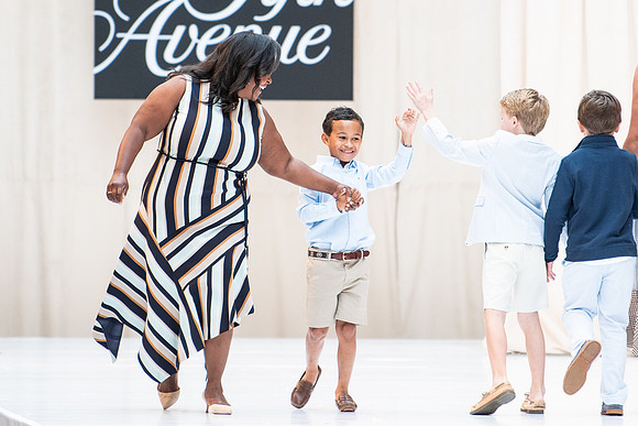 fashionshow19_runway_wkl_0603