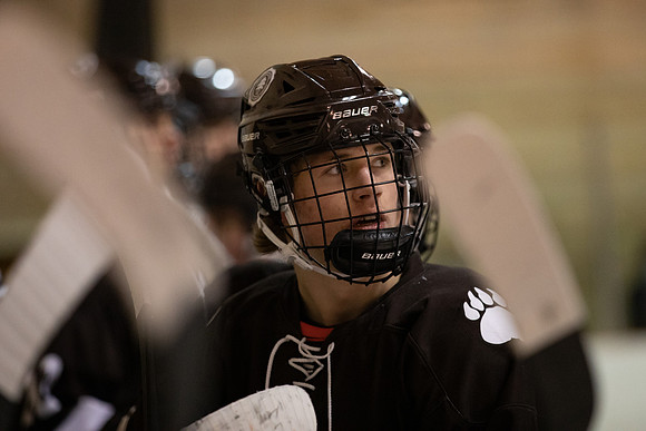 hockey_2022-02-03_gh_0102