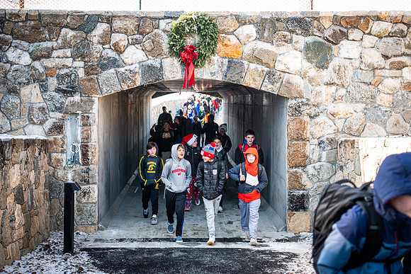 holiday19_bearcave_wkl_1556