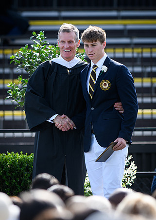graduation22_diplomas_wkl_0696