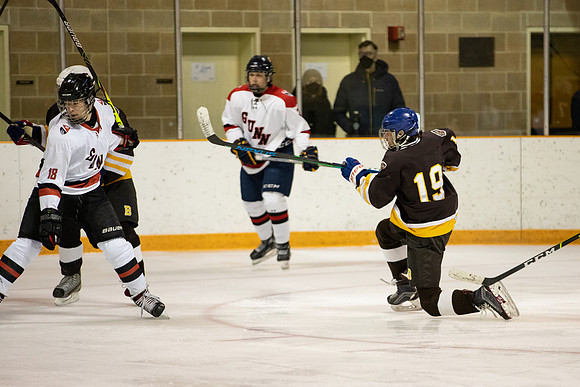 hockey_jv_2022-02-26_gh_0140
