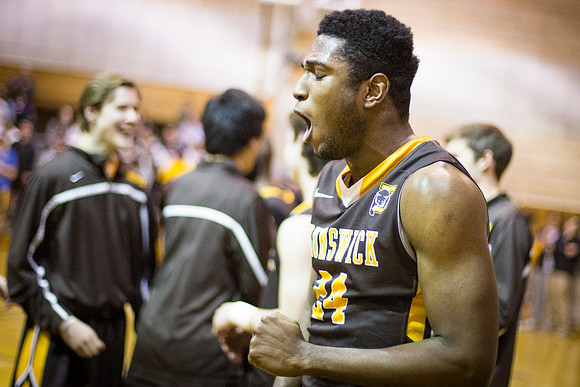 basketball_2015-02-25_playoffs_wkl_3037