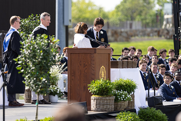 graduation22_diplomas_gh_0486