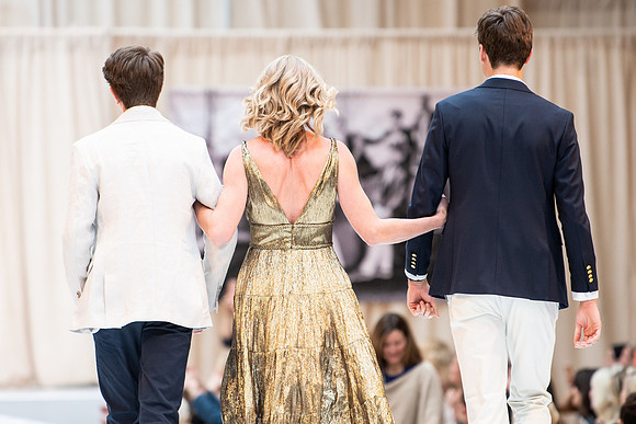 fashionshow19_runway_wkl_0570