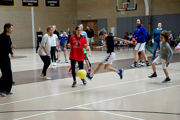 soccer_gr4 faculty19_mkras_0113