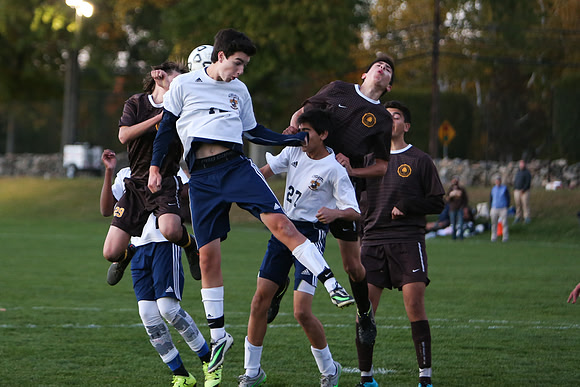 hc15_soccer_jv_mkras_0184