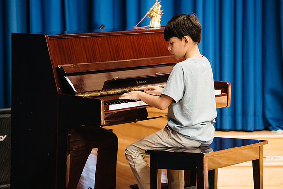 talentshow_gr1-2_hp_2275