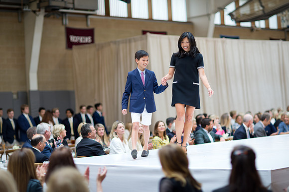 fashionshow19_runway_mk_0309
