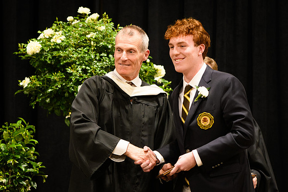 graduation25_diploma_wkl1_5329