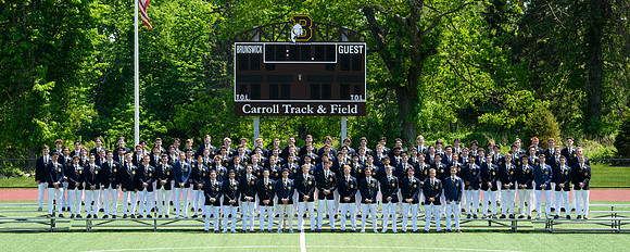 graduation21_classphoto_wkl_3915-2x5