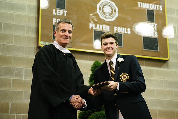 graduation19_ah_0516