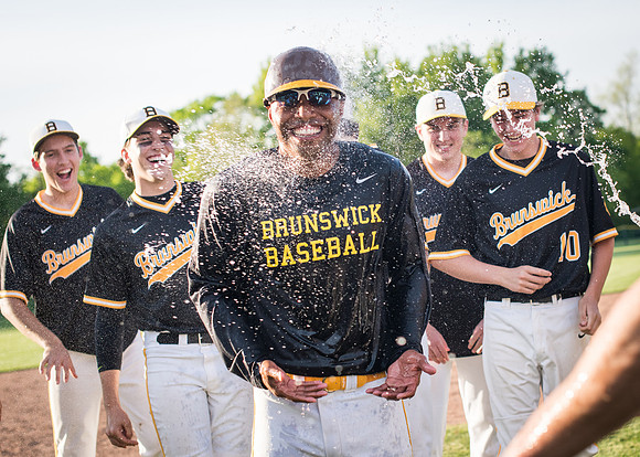 baseball_2016-05-20_faachamps_wkl_9246