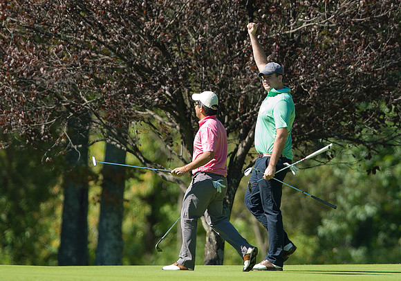 alumni_golfouting14_db9161