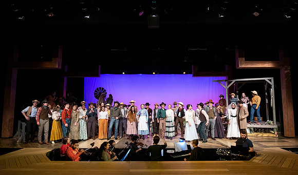 oklahoma_wintermusical_us_dburns_2036