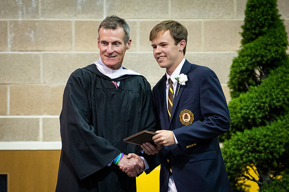 graduation19_wkl1_9878