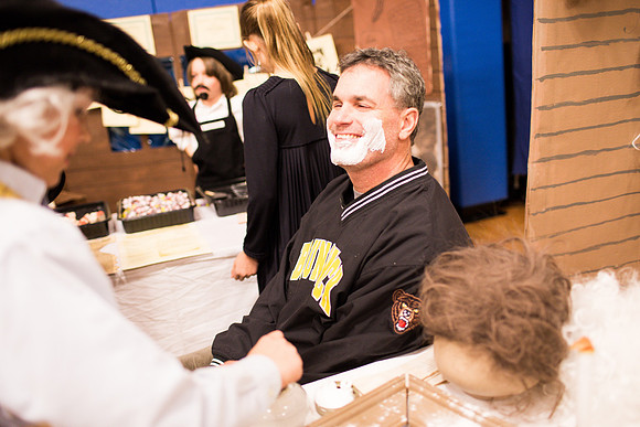 colonialday_parents_jk_2889