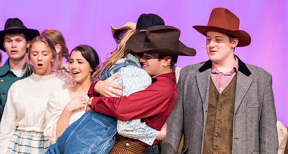 oklahoma_wintermusical_us_dburns_9306