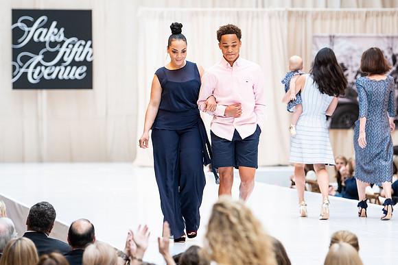 fashionshow19_runway_wkl_0824