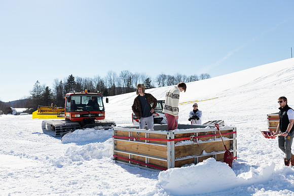 randolphvt2122_trip07_sledding_bdf_1826