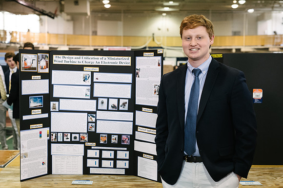 sciencefair19_ah_0026_1