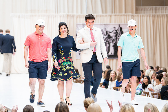 fashionshow19_runway_wkl_1298