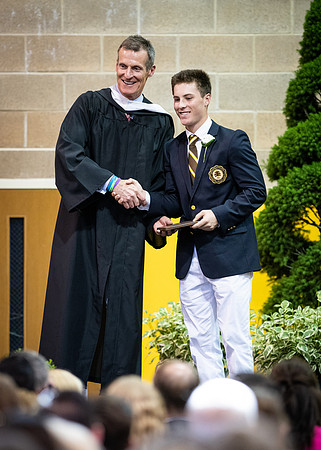graduation19_wkl1_9730