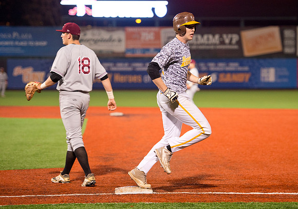 baseball_mcu_dburns_2449
