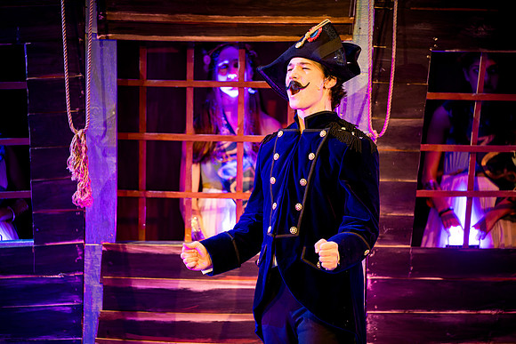 hmspinafore_springmusical25_sat1_us_ah_0227