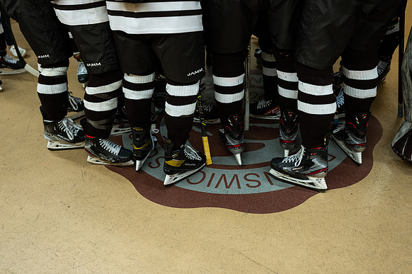 hockey_2022-03-02_nepsihaquarter_jk_3970