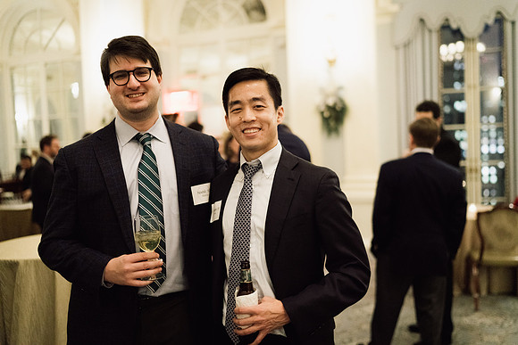 alumni_holidayparty19_jk_2742