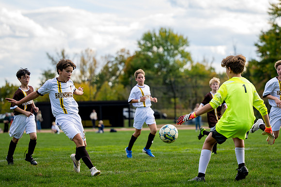 soccer_ms7b_brownwhite_2024-10-08_ah_0101
