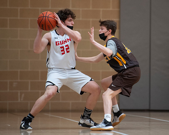 basketball_jv_2022-02-02_dburns1_4278