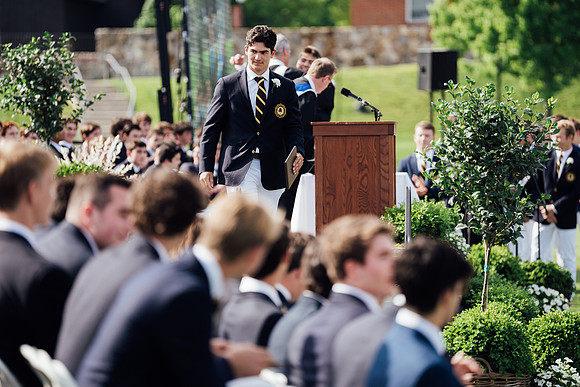 graduation22_diplomas_jk_7671